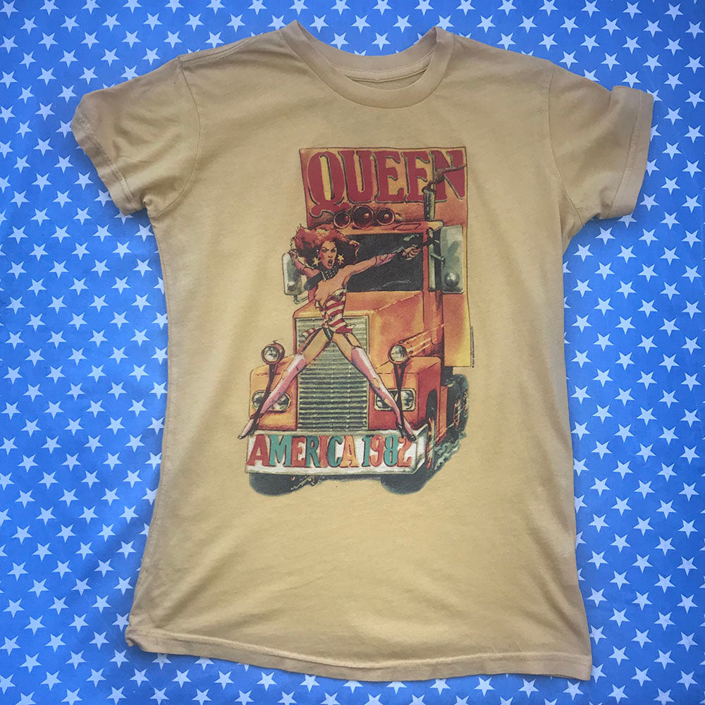 Queen Tour T-Shirt Sample (Womens) 2006 Size Small